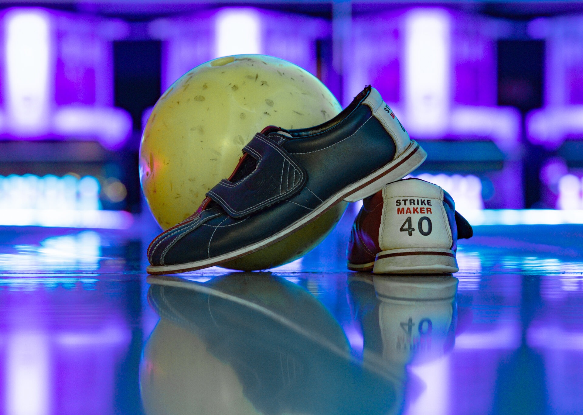 1001 Freizeit Arena Amriswil - Kugel, Schuhe